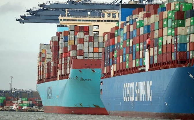 突發(fā)！集裝箱船繞開紅海也不安全！船公司緊急預(yù)警：南非極端天氣航運延誤！出貨注意