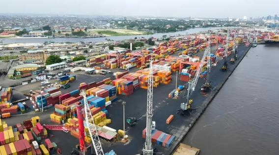 貨量激增，港口擁堵！貨物無(wú)法清關(guān)